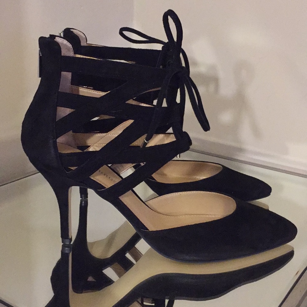 Audrey Brooke Black Heels